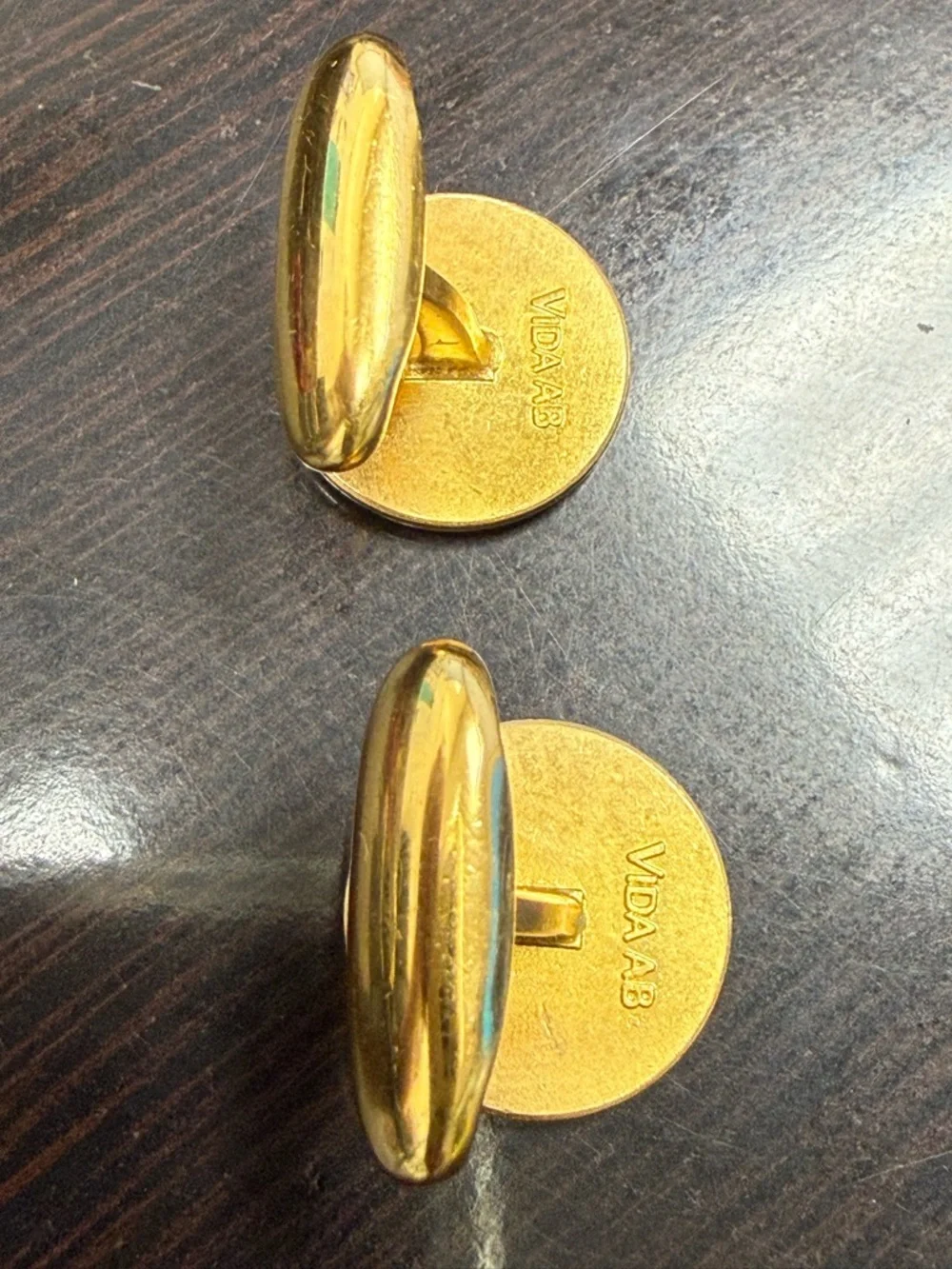 Vintage Sporrong & Co Swedish Red Enamel Cufflinks Signed Gold Estate swivel